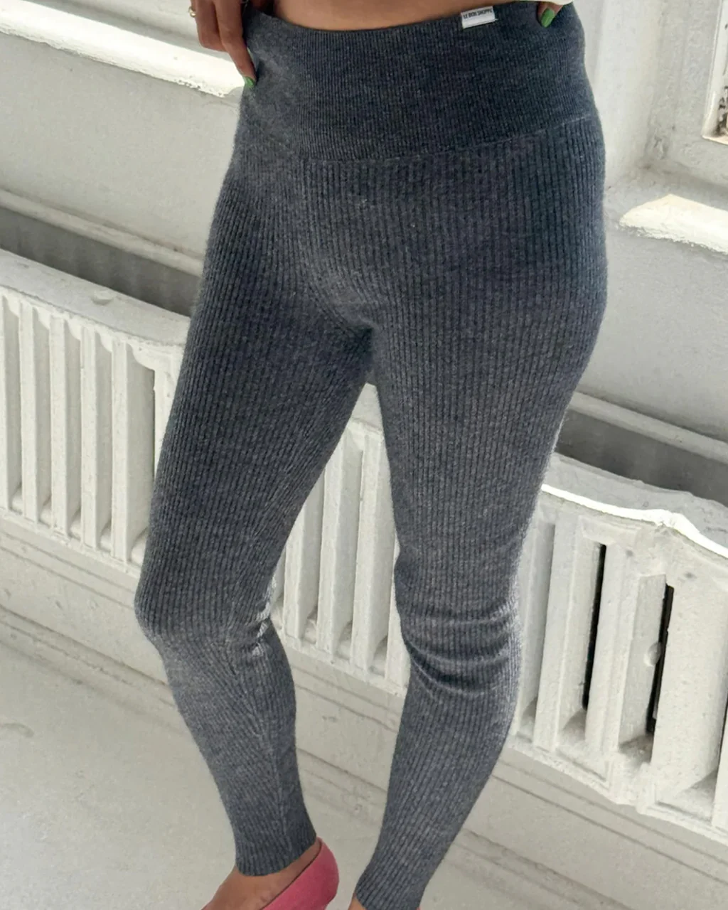 Cashmere Ribbed Leggings - Charcoal