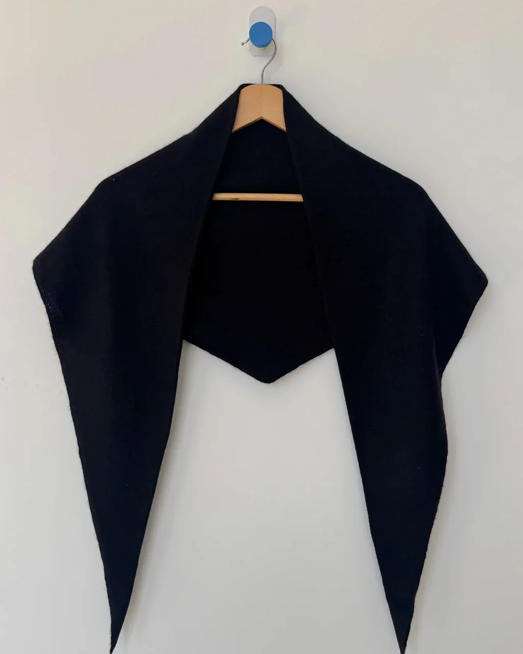 Cashmere Shawl - Black - Image 3