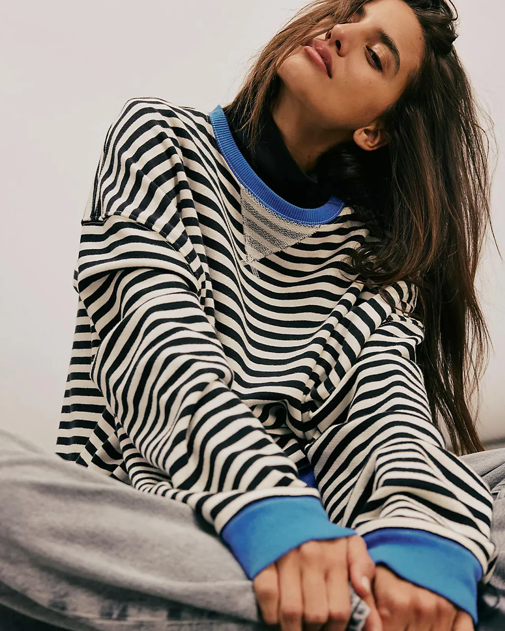 Classic Striped Oversized Crewneck - Black Combo - Image 5