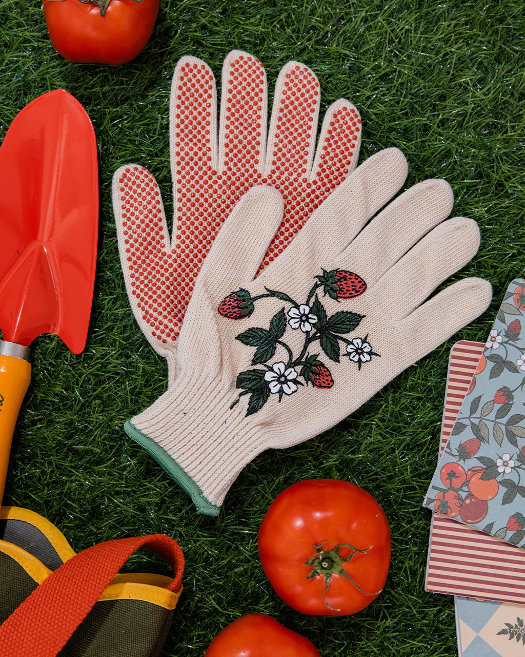 Gardening Gloves - Strawberries - Image 2