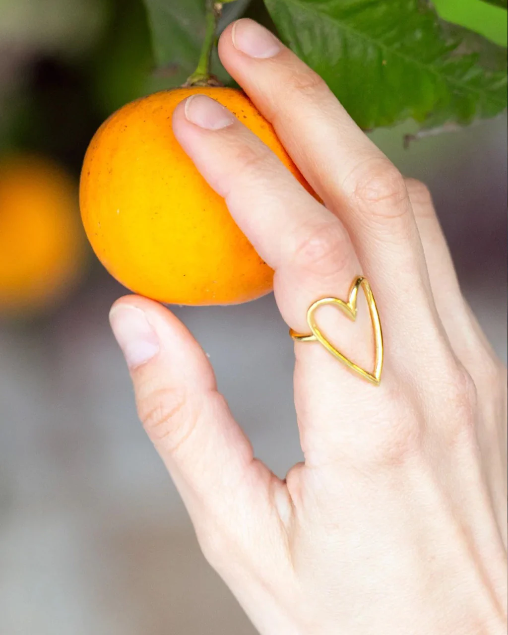 Heart Knocks Ring