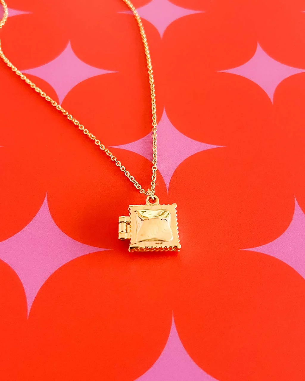 Ravioli Locket Necklace - Image 4