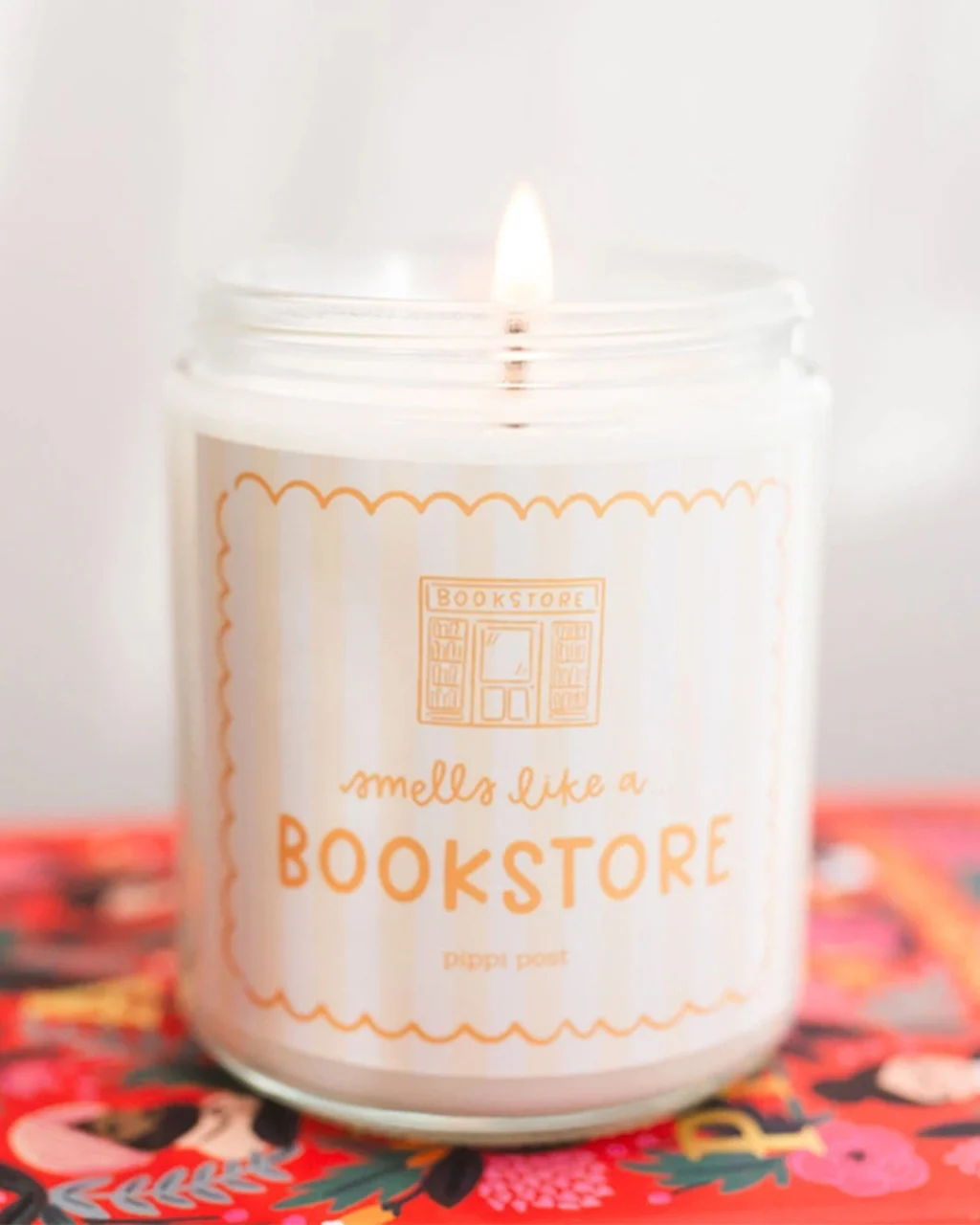 Smells Like a Bookstore Soy Candle - Image 3