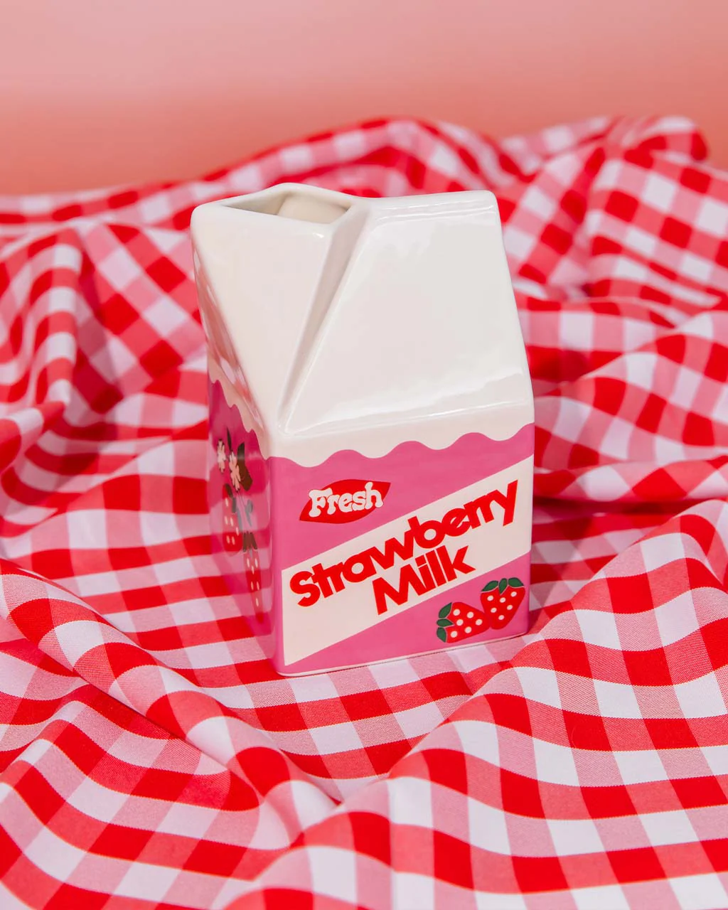 Strawberry Milk Vase - Image 4