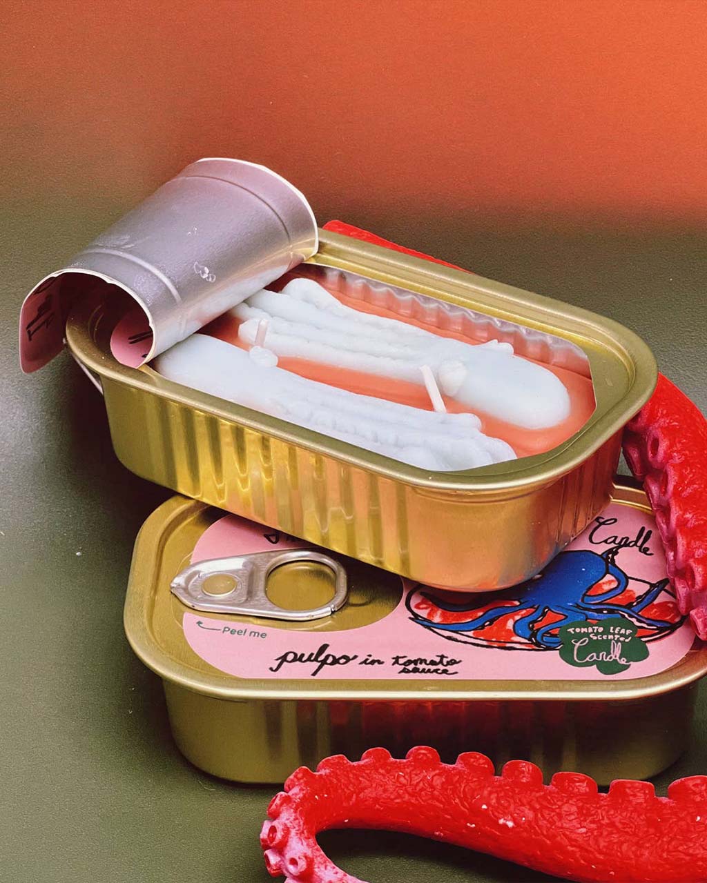 Tinned Fish Candle - Pulpo in Tomato Sauce - Image 2